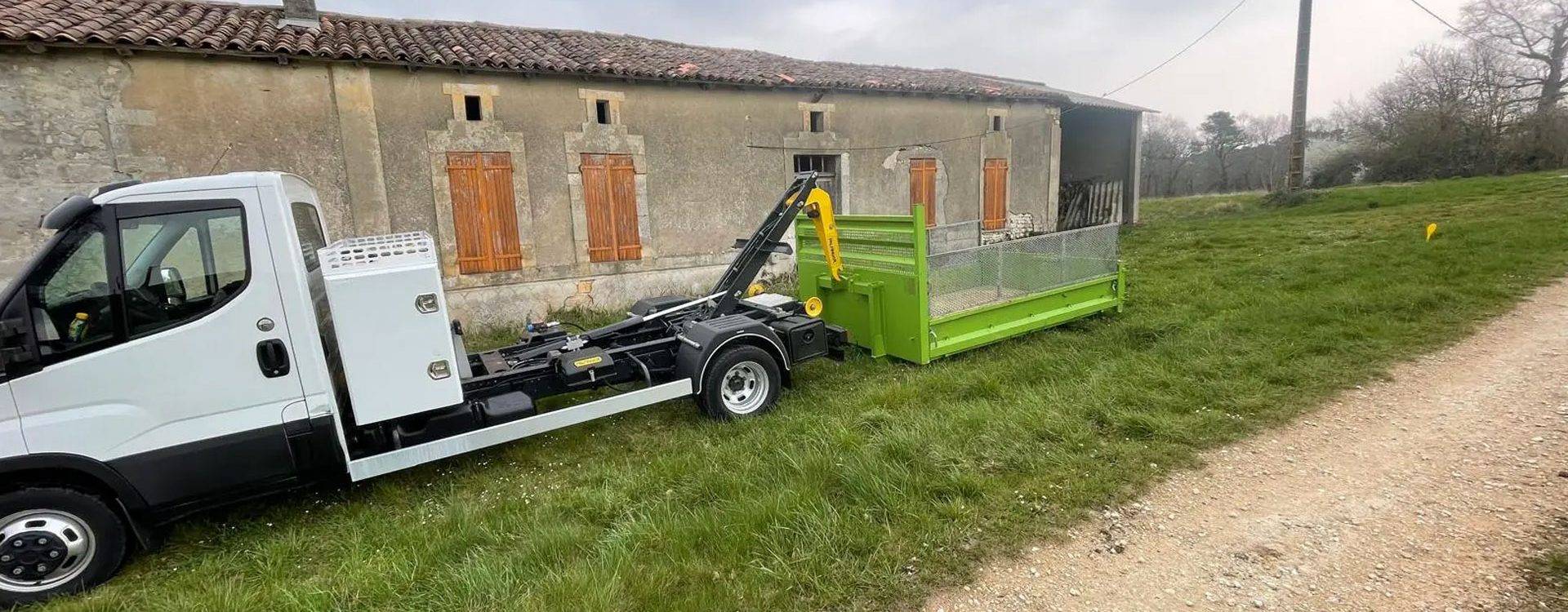 Transport de matériel à La Rochefoucauld